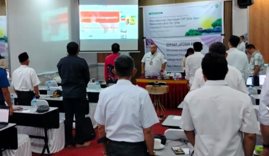 Disperkim Kutim menggelar seminar antara master plan dan DED rencana penataan kawasan kumuh Sepaso di Hotel Royal Victoria, Rabu (13/11/2024)