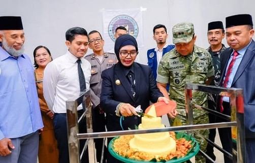 Wali Kota Bontang resmikan SPPG ke-19 di Bontang Lestari (dok. Prokompim)