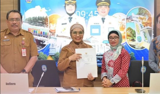 Wali Kota Bontang, Neni Moerniaeni, secara resmi membuka kegiatan Entry Meeting Pemeriksaan Terinci atas Laporan Keuangan Pemerintah Daerah (LKPD) Tahun Anggaran 2025, Senin (6/4/2026), di Ruang Rapat Utama Kantor Wali Kota Bontang.