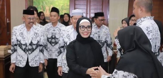 Wali Kota Bontang, Neni Moerniaeni