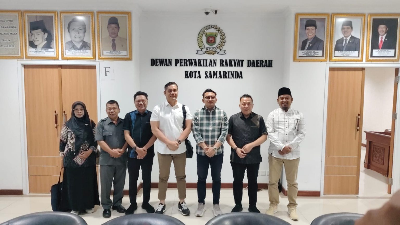 Pertemuan dua DPRD kota di Kalimantan bahas anggaran RT, sampah, hingga efisiensi pembangunan daerah.